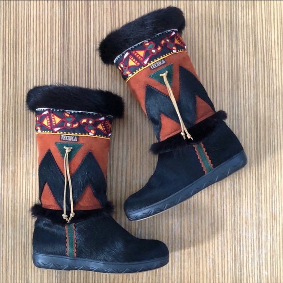 TECNICA Goat Fur and Suede Tall Boots
Size 7 - Picture 4 of 6